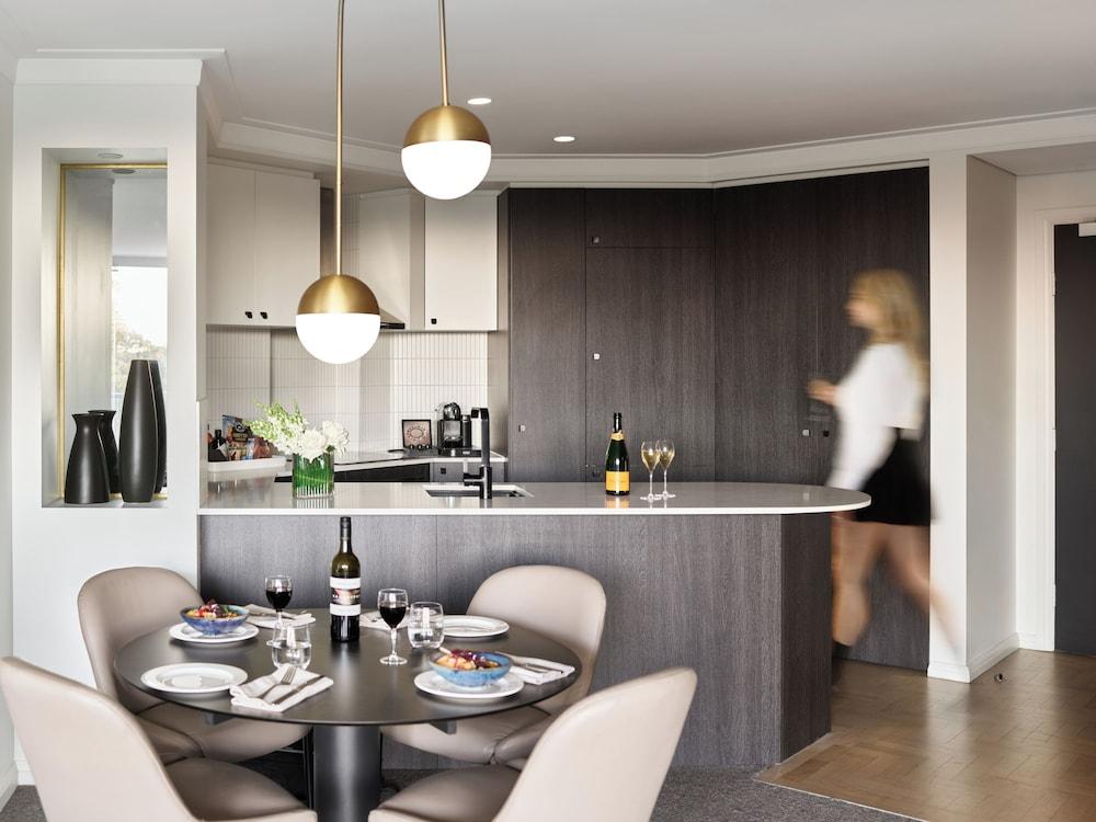 Pullman Quay Grand Sydney Harbour