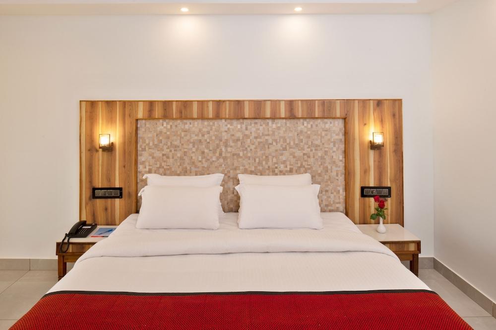 Swagath Holiday Resort