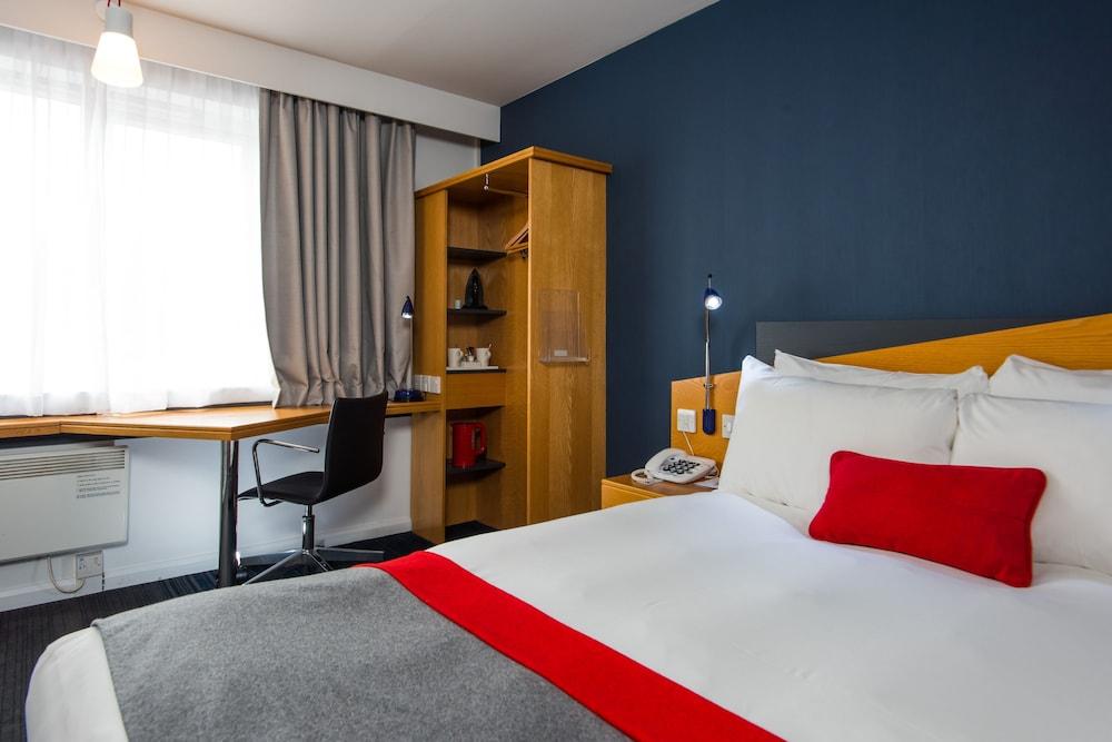 Holiday Inn Express Gloucester - South by IHG