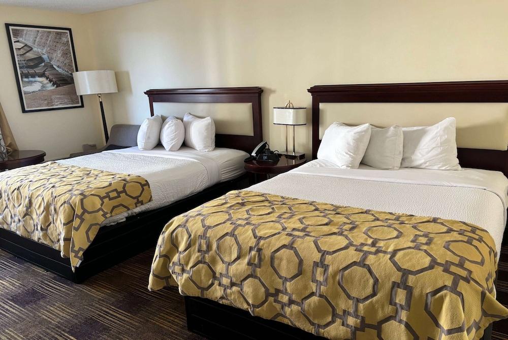 Baymont by Wyndham Johnson City