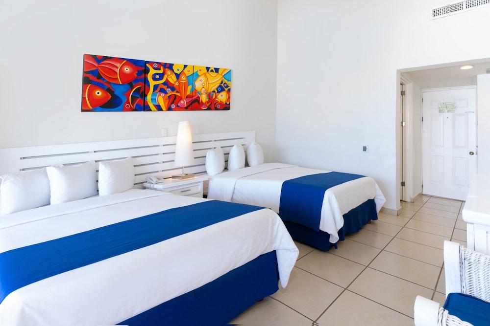 Grand Decameron Complex Bucerias, A Trademark All Inclusive