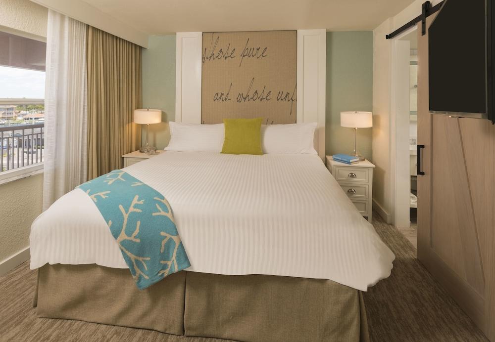 Beach House Suites by the Don CeSar