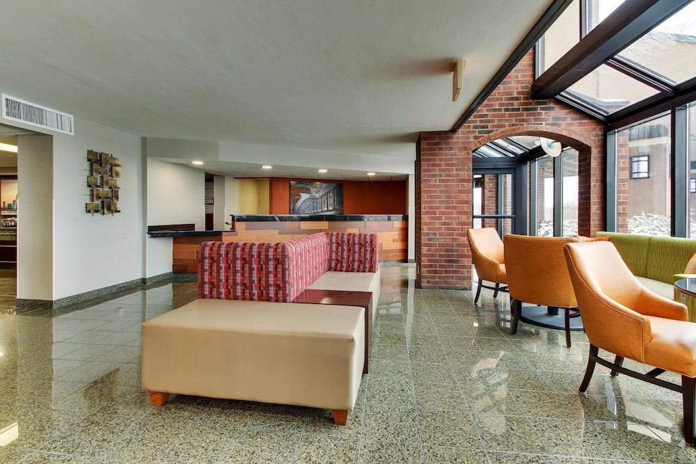 Pear Tree Inn St. Louis Arnold