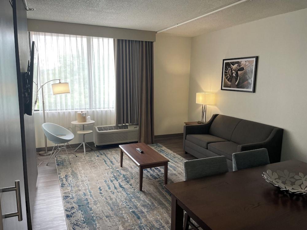 St. Louis Airport Hotel