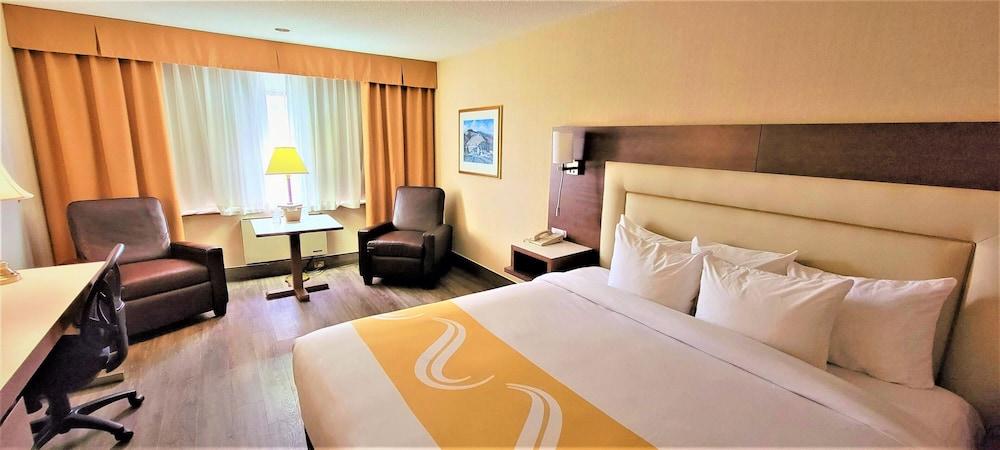 Quality Inn & Suites Gatineau