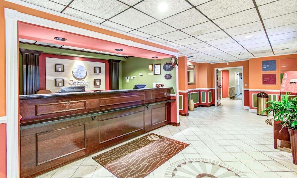 Comfort Inn & Suites Athens North