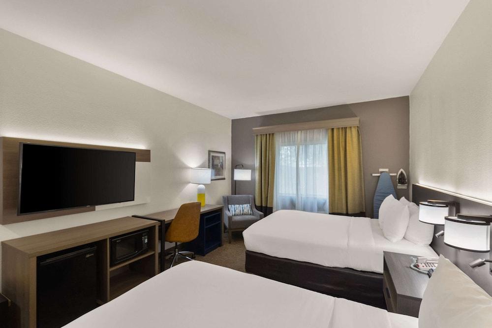 Comfort Inn & Suites Austin North Loop