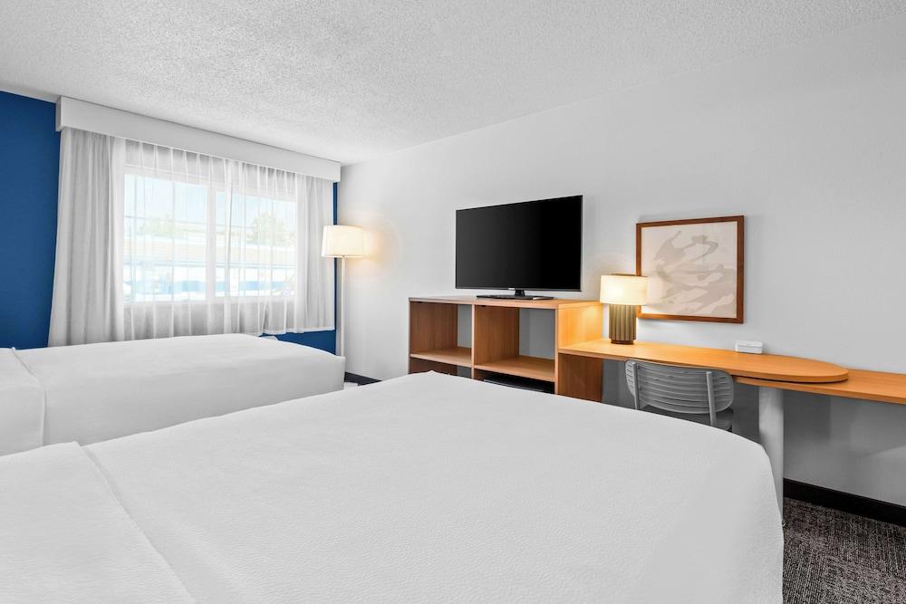 Spark by Hilton Modesto