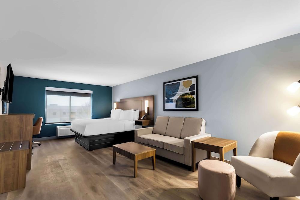 Best Western Plus Fenton