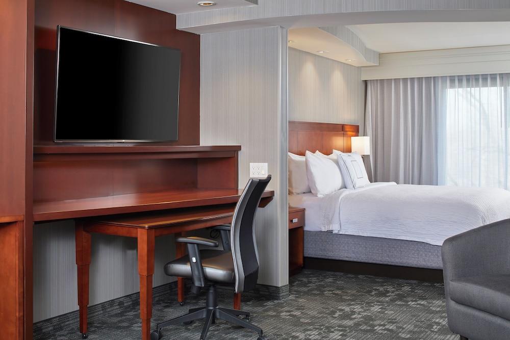 Courtyard by Marriott Albany Thruway