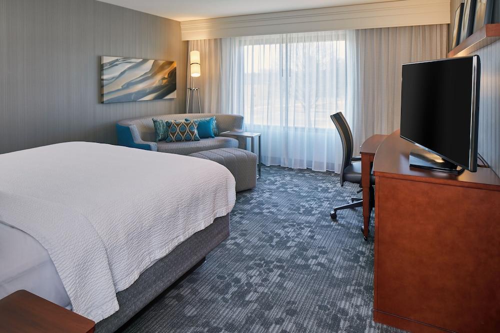 Courtyard by Marriott Albany Thruway