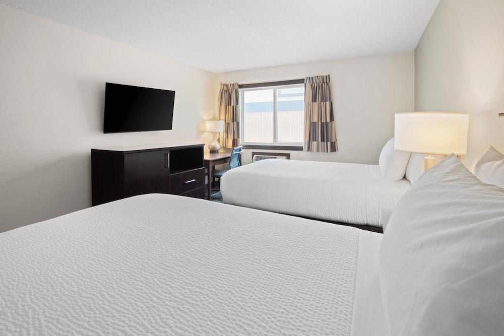 Fargo Inn and Suites