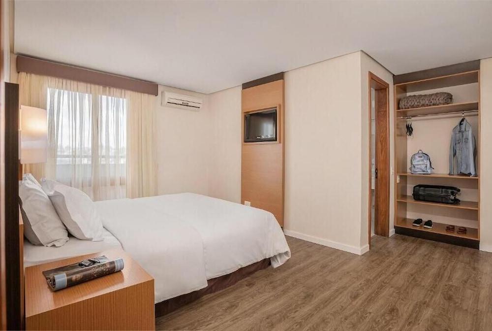 Piazza Navona Porto Alegre by Intercity