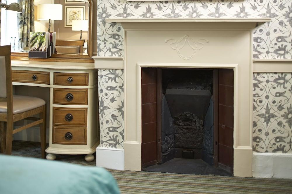 Sir Christopher Wren Hotel