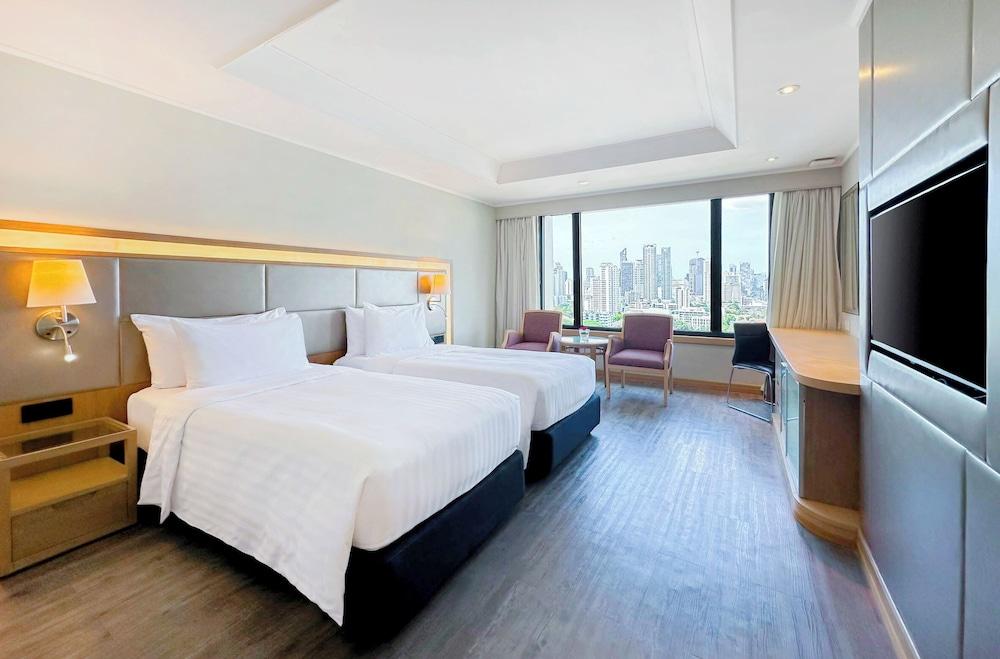 Grand Mercure Bangkok Atrium