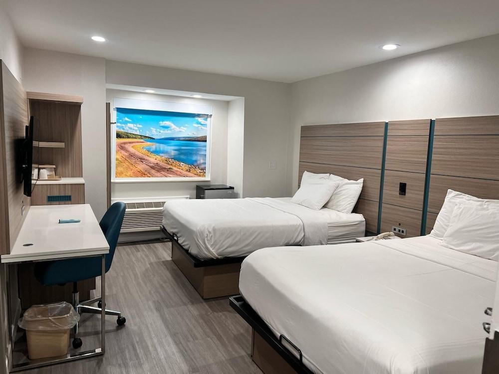 Baymont by Wyndham Henrietta/Rochester