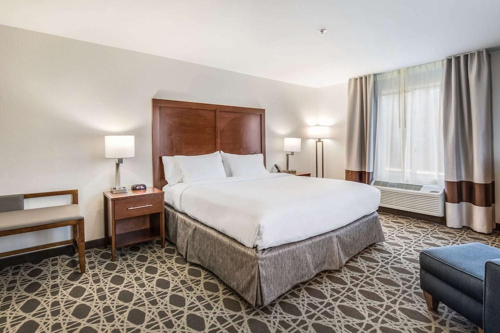 Comfort Inn & Suites Brevard North