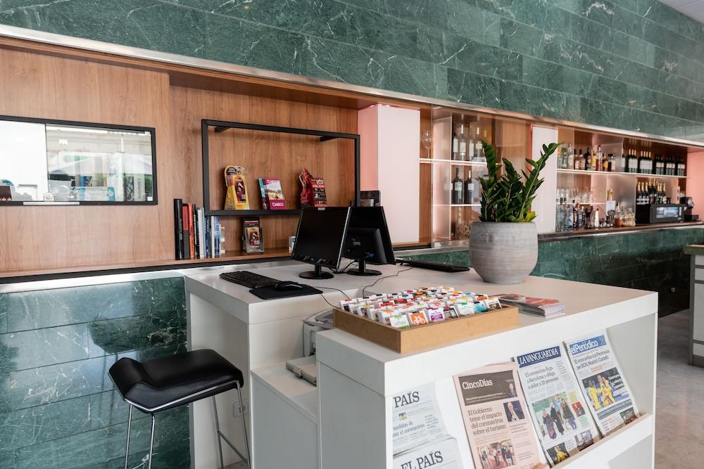 Aparthotel Atenea Barcelona