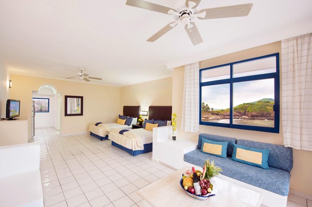 El Cid Marina Beach Hotel