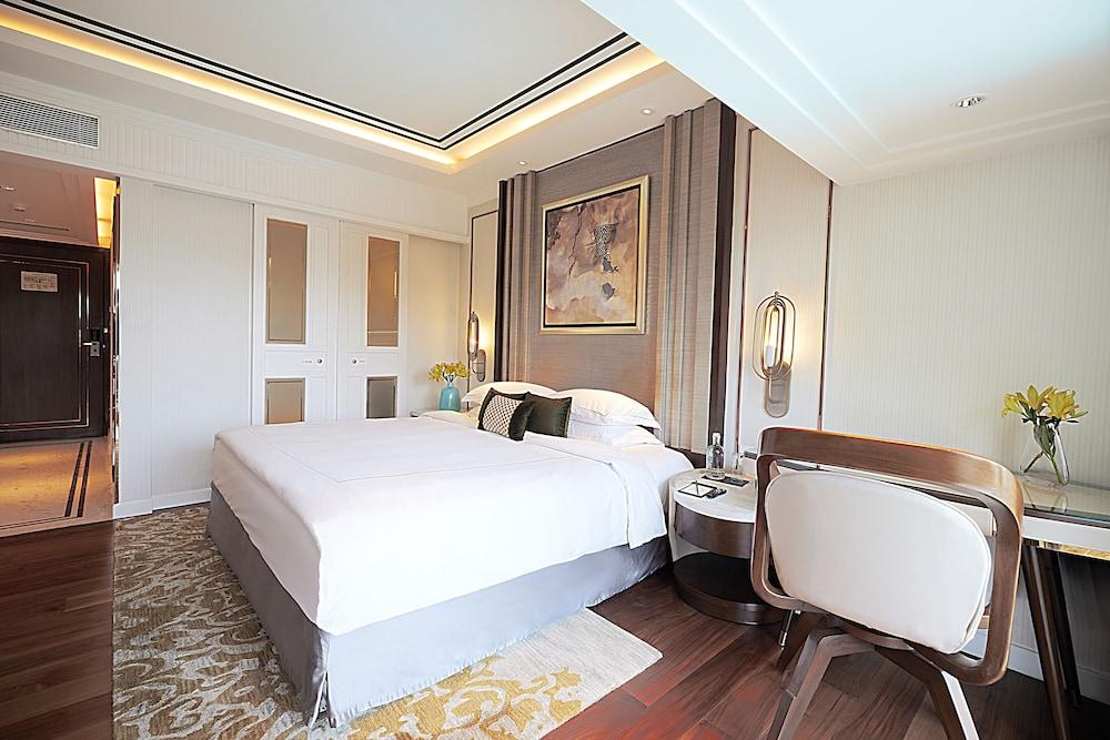 Taj MG Road, Bengaluru