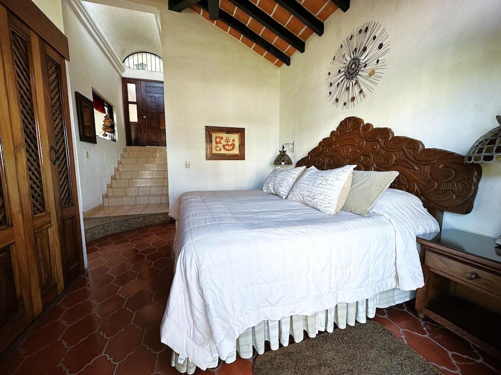 Casa Anita & Corona del Mar