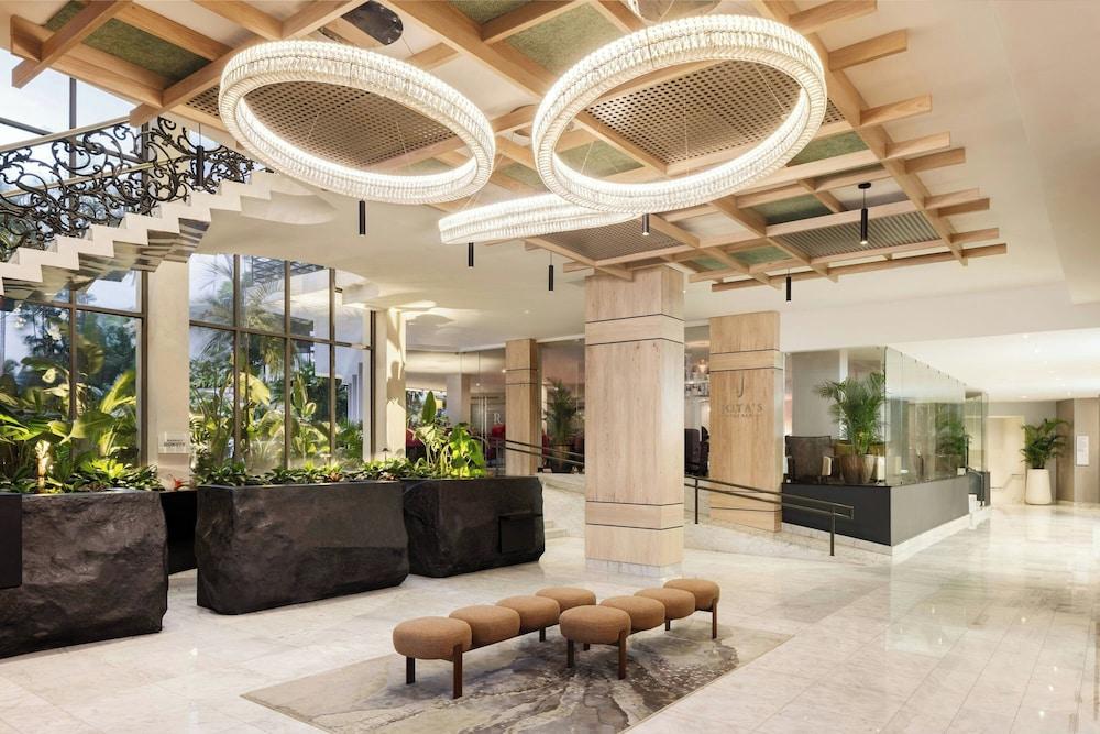 Renaissance Panama City Hotel