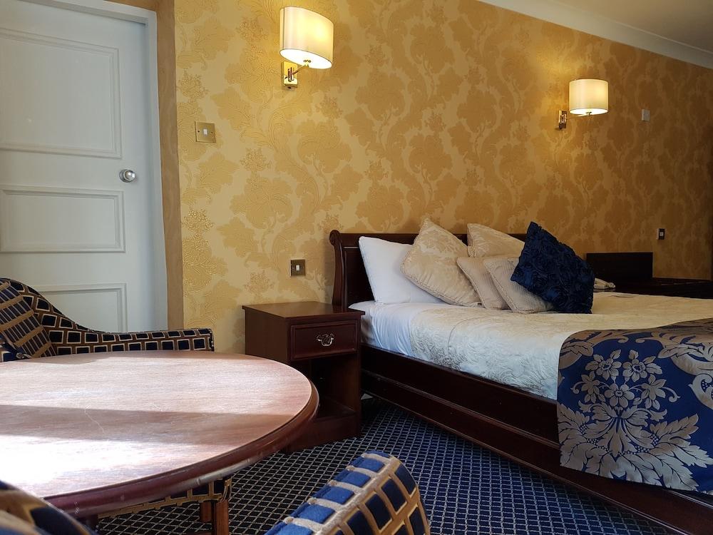 Buckatree Hall Hotel