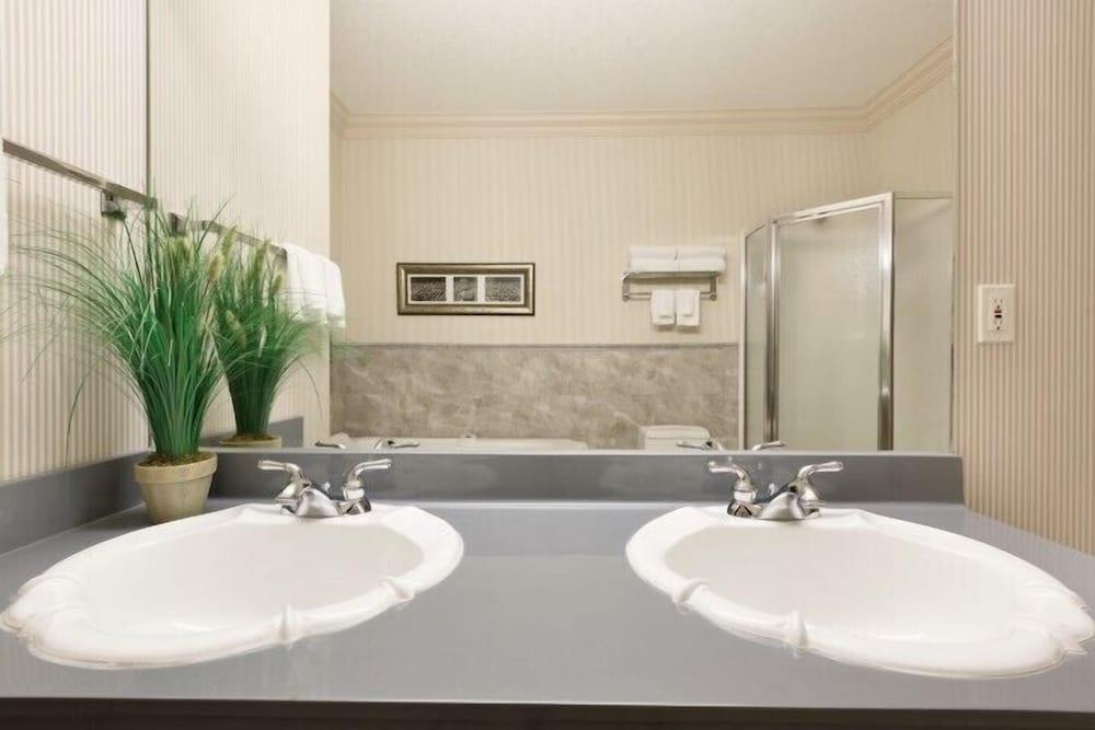 Border Inn and Suites Lloydminster