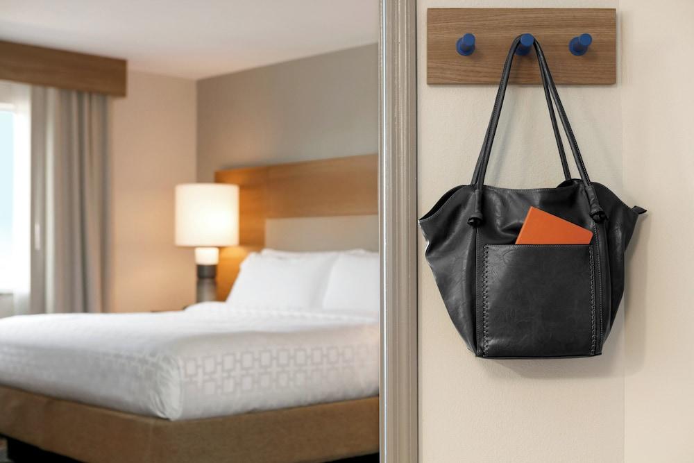 Candlewood Suites Frederick by IHG