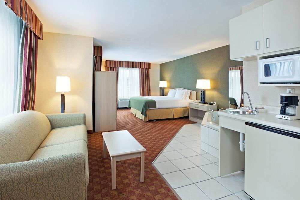 Holiday Inn Express & Suites Corbin by IHG
