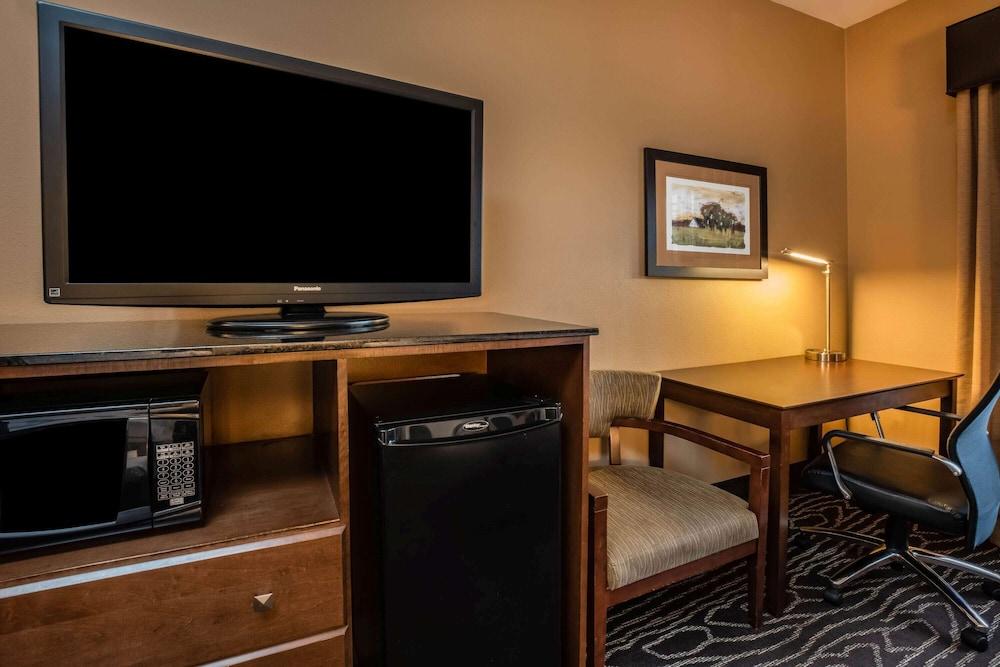 La Quinta Inn & Suites by Wyndham Eugene