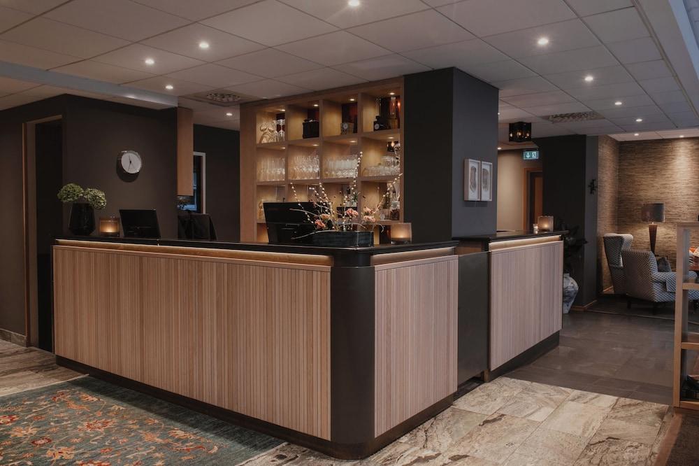 Home Hotel Wellington