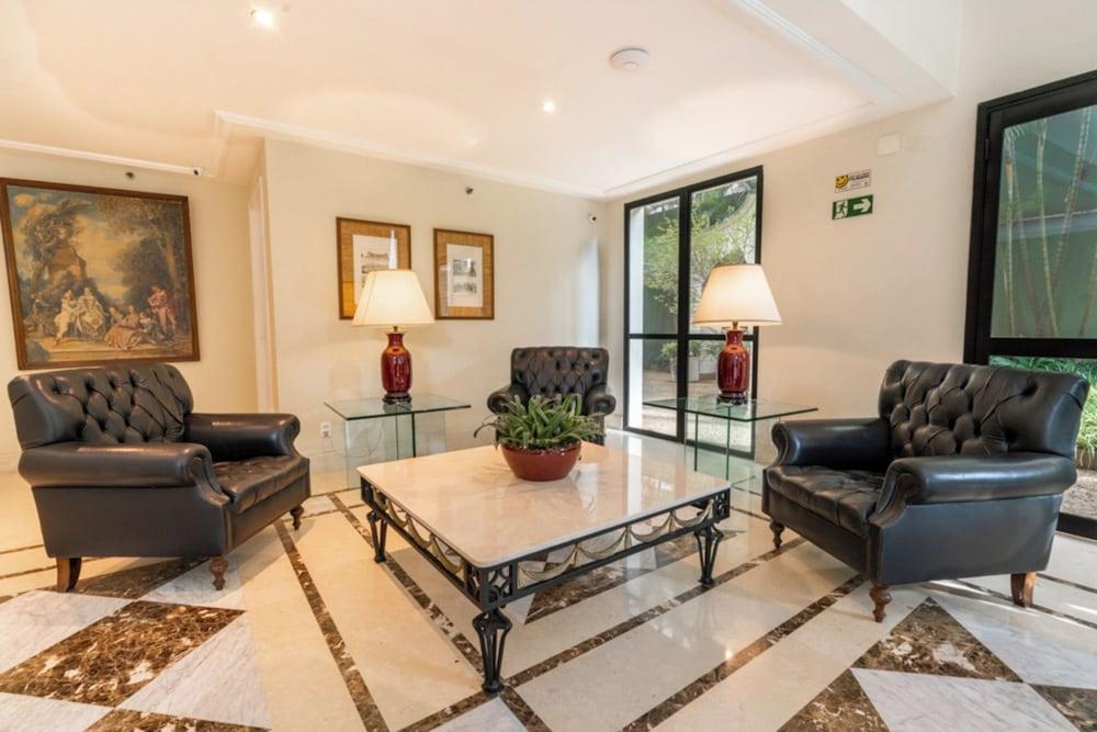 Intercity Pamplona - The Universe Paulista