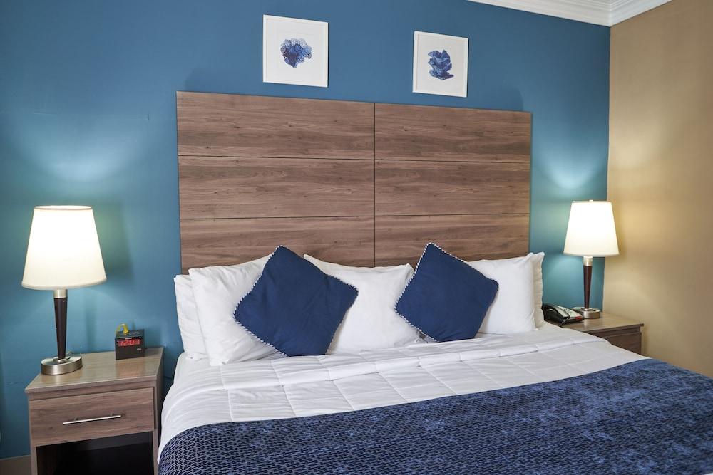 Seaport Resort & Marina