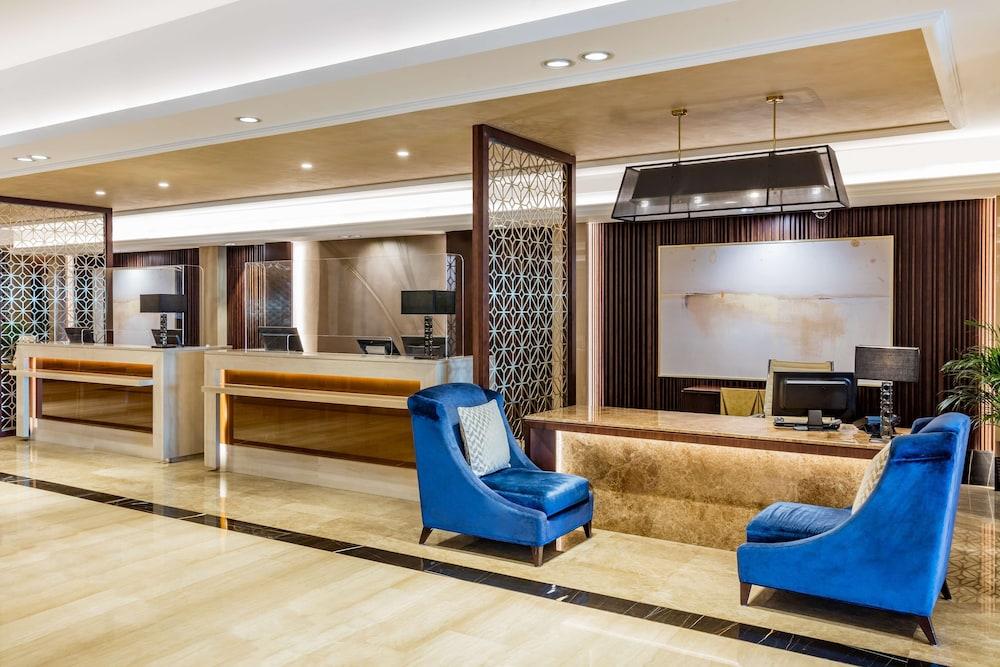 The Diplomat Radisson BLU Hotel, Residence & Spa