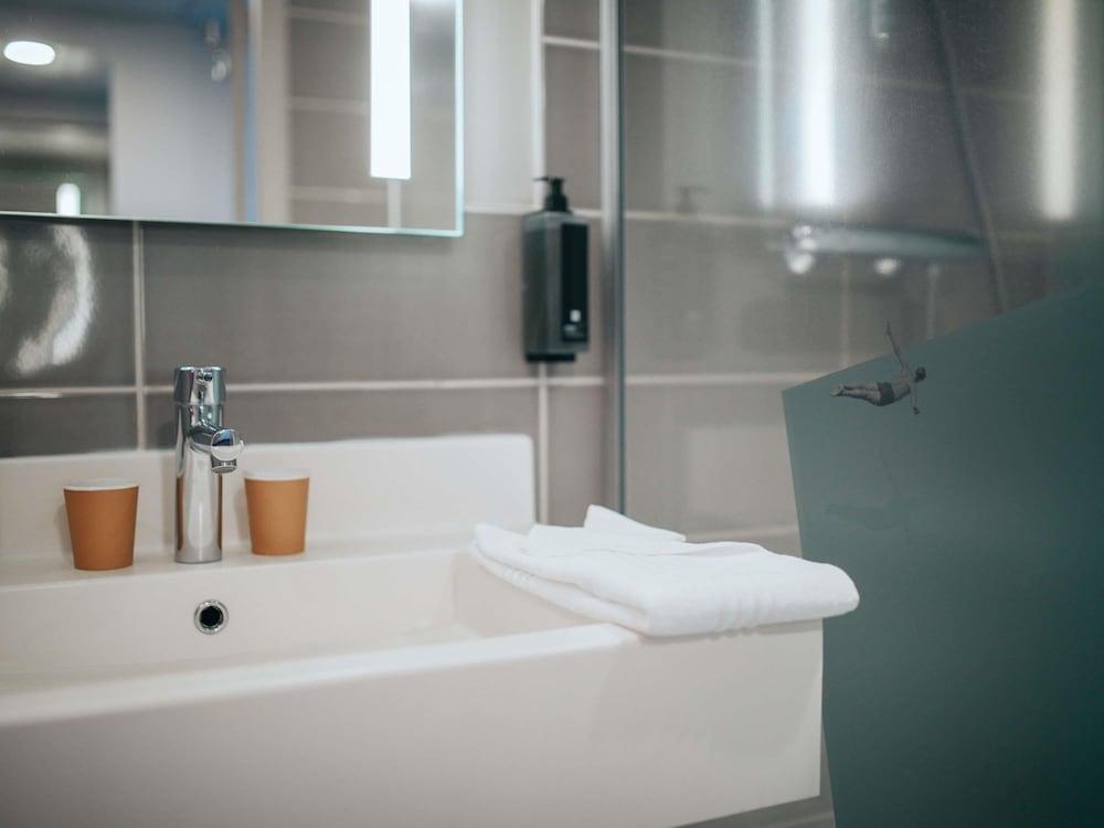 ibis Styles Evry Lisses