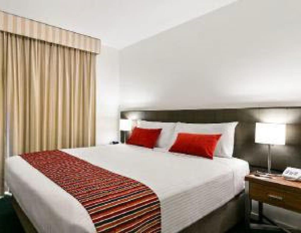Melbourne Carlton Central Apartment Hotel