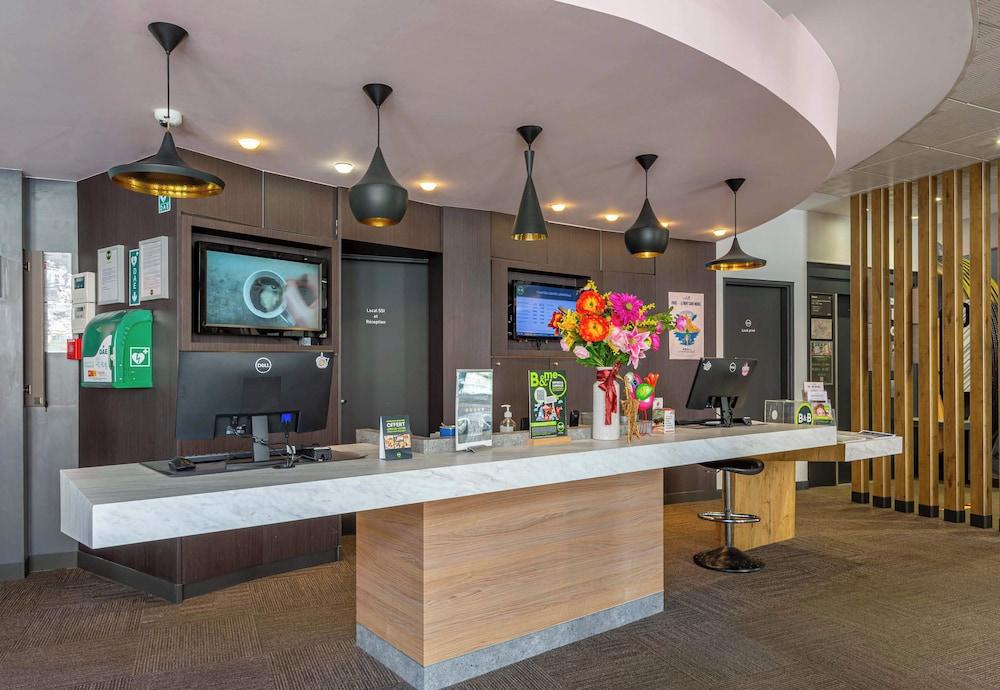 B&B HOTEL Chartres Centre Cathédrale