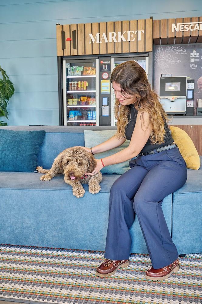 Apartamentos Hesperia Sant Joan