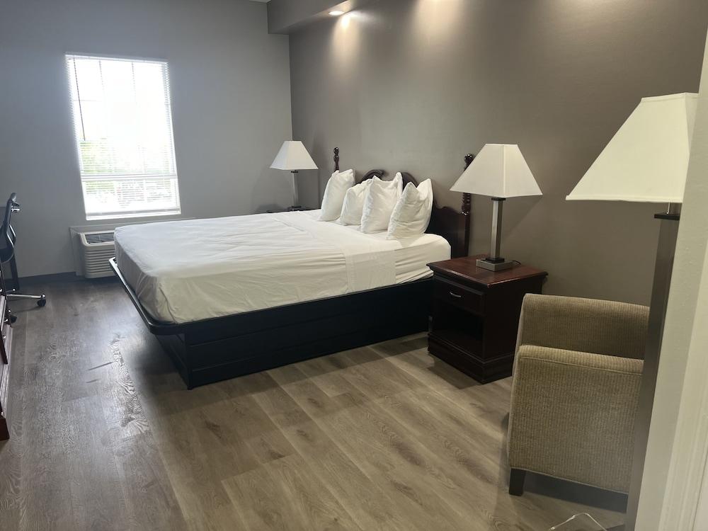 Baymont by Wyndham Lakeland