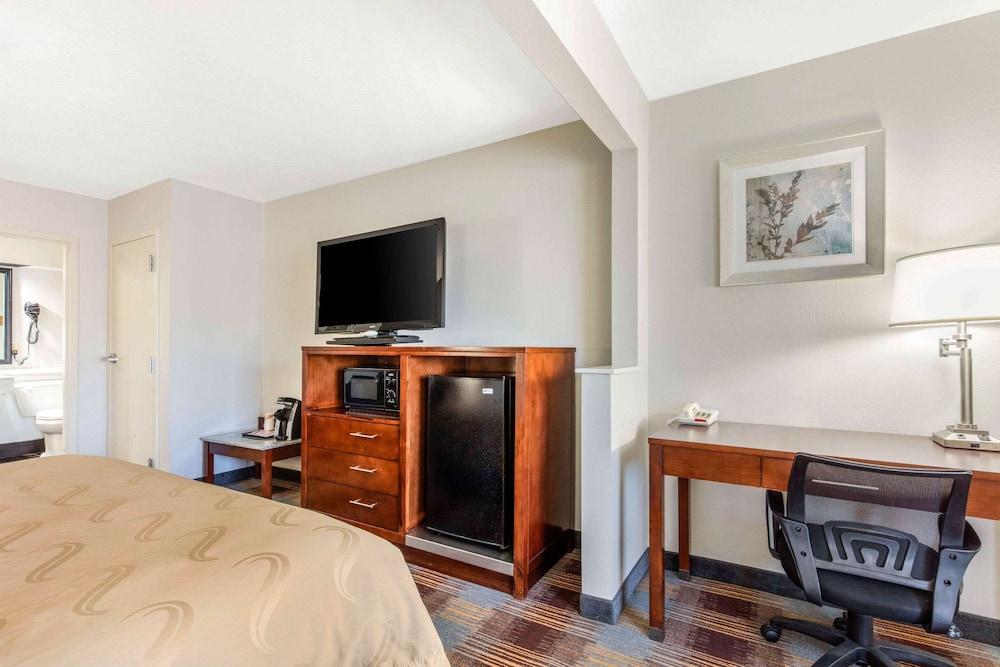 Quality Inn Memphis Airport