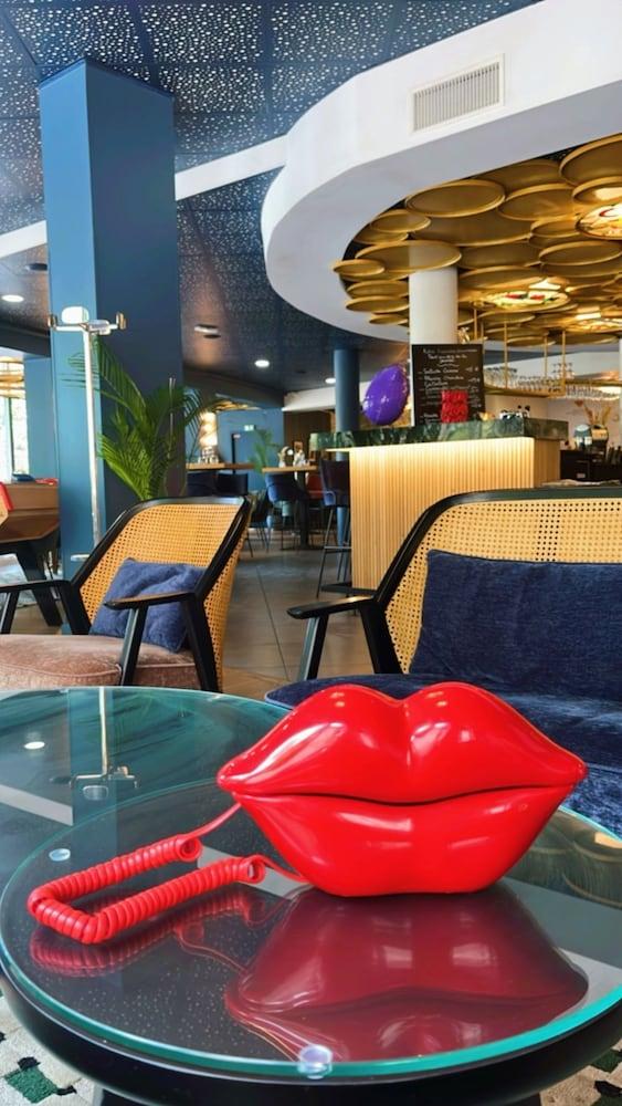 Dali Hôtel - Restaurant