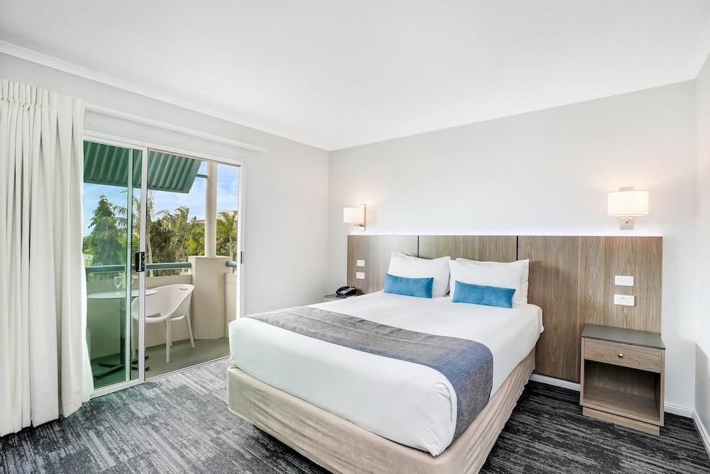 Cairns Sheridan Hotel