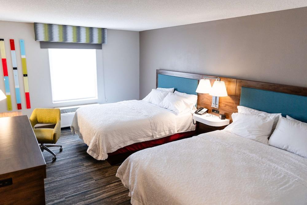 Hampton Inn & Suites Scottsbluff Conference Center