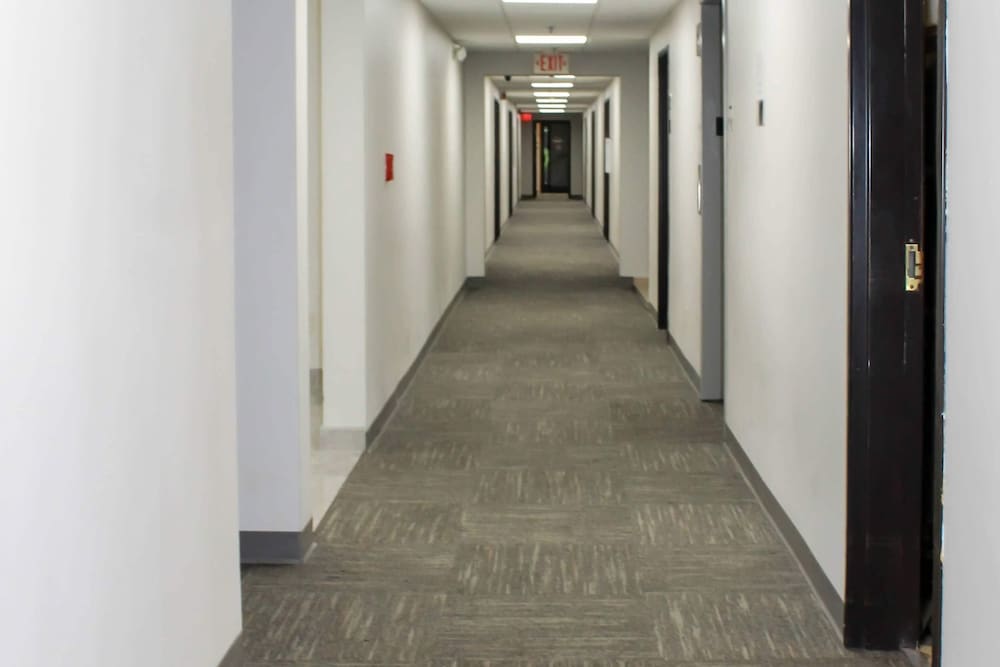 Clarion Pointe Bettendorf - Quad Cities