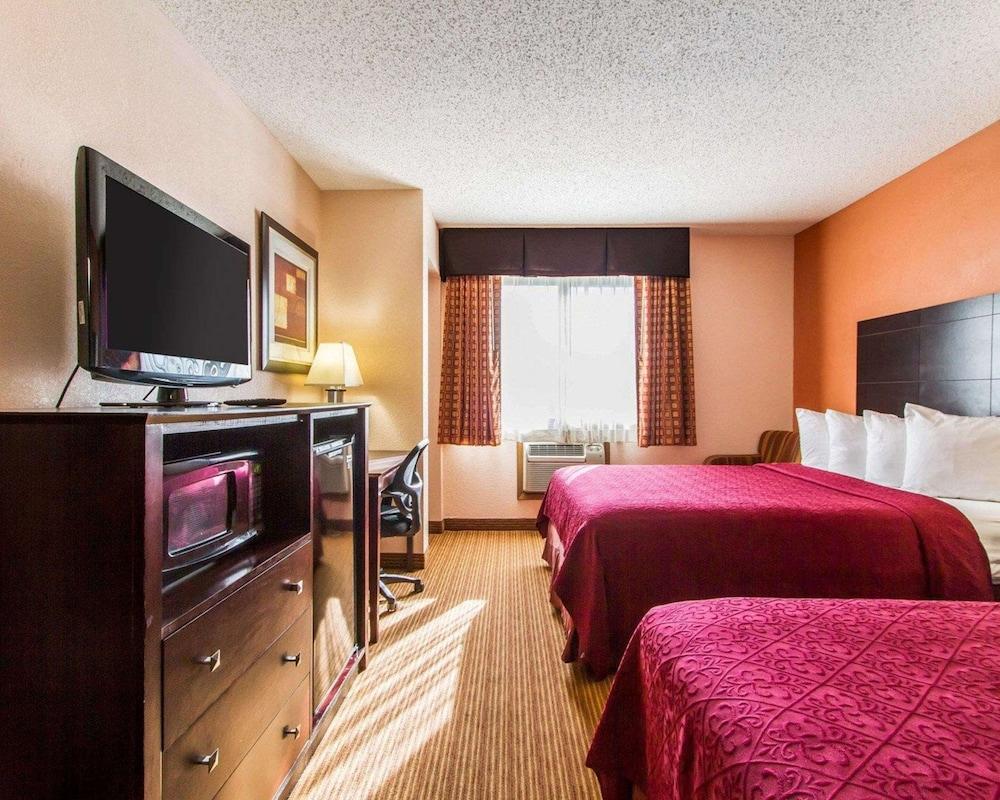 Quality Inn & Suites Ottumwa North