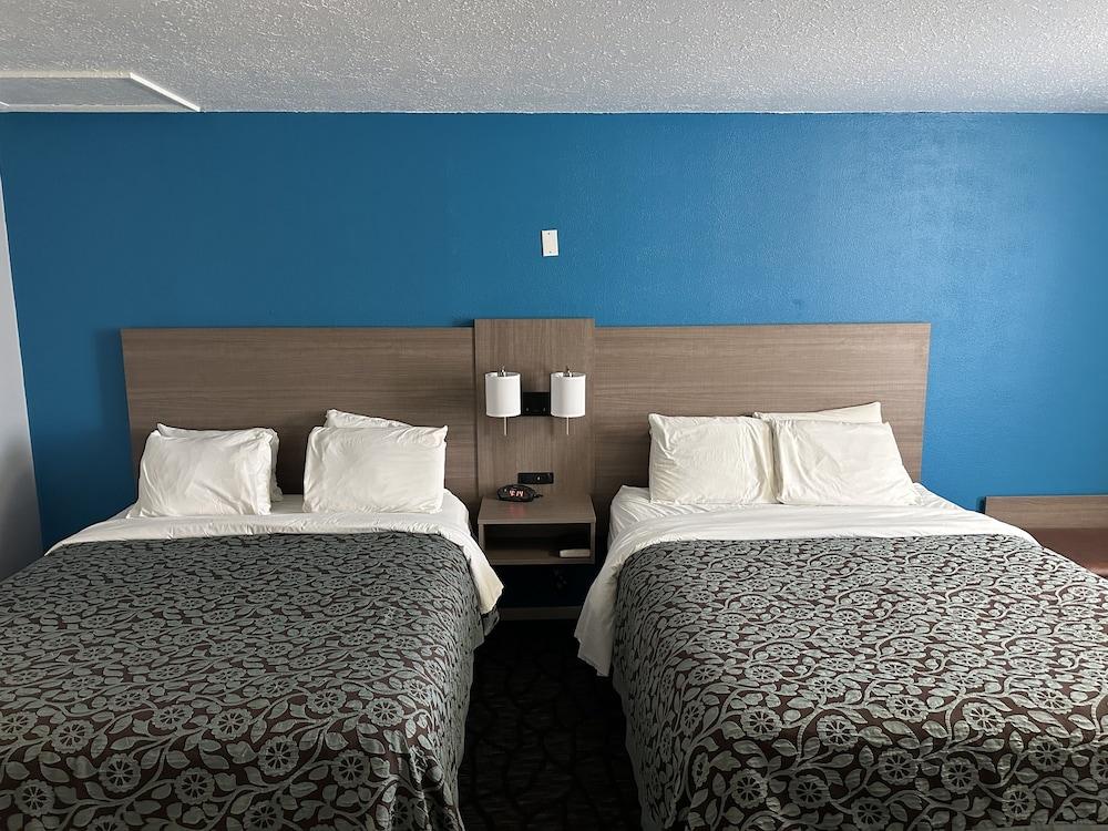 Baymont by Wyndham Manistee