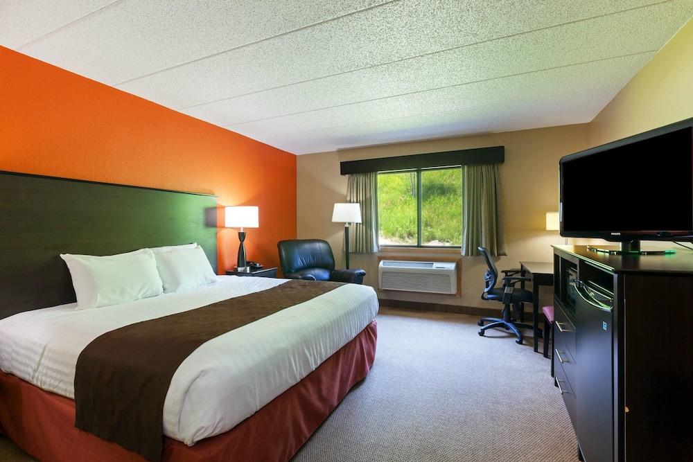 AmericInn by Wyndham Algona