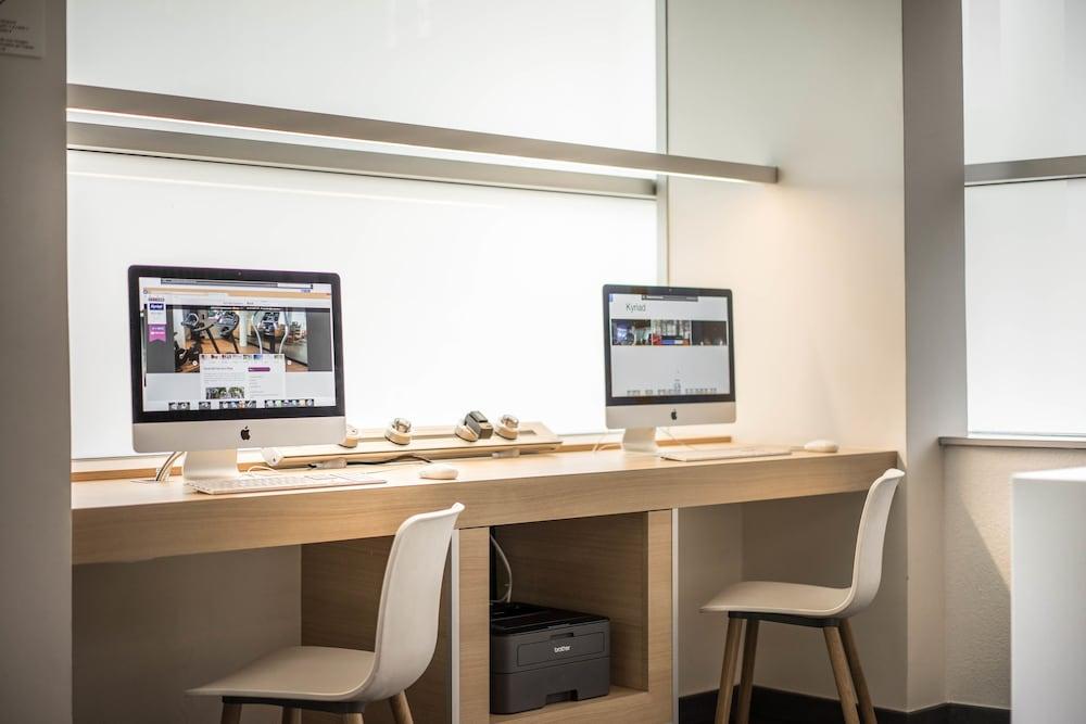 CAMPANILE PARIS 12 - Bercy Village