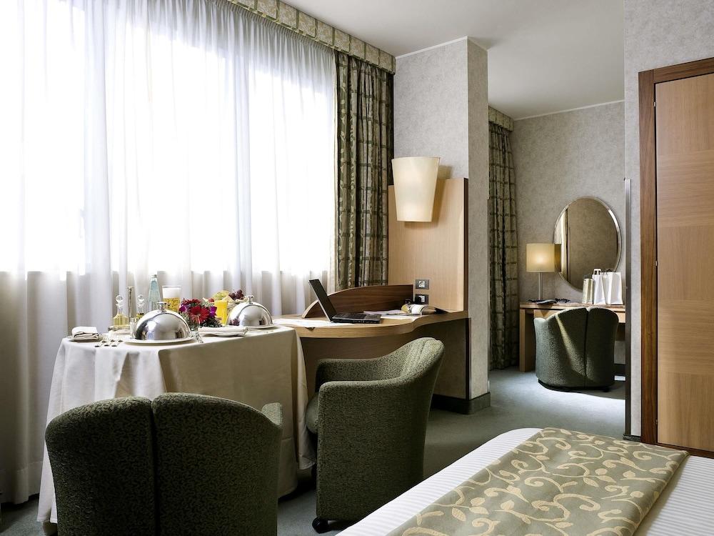 Mercure Eur Roma West